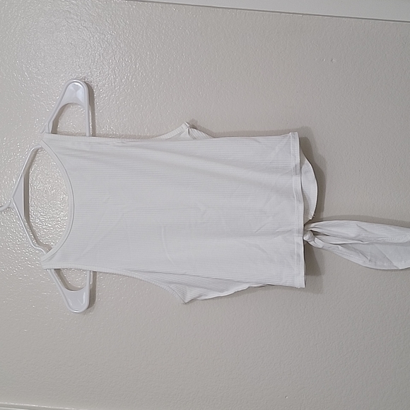 NWT Francesca's Collection Arica Ribbed Open Back Women's Tank Top - Picture 4 of 8